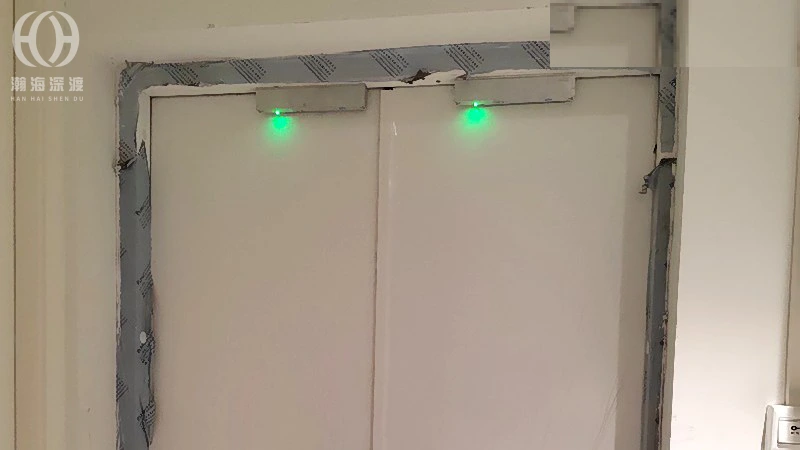 深圳大鹏冷链仓门禁安装,门磁与闭门器怎么配 图2