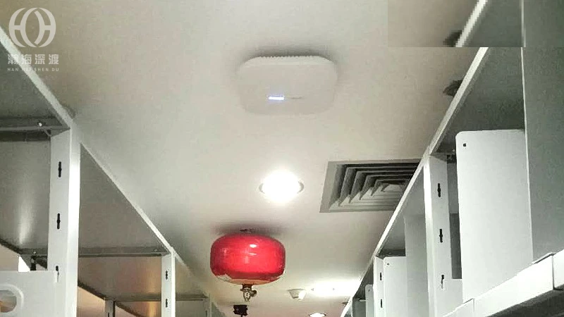 深圳企业网络布线,机柜理线怎么做,配线架与标签管理