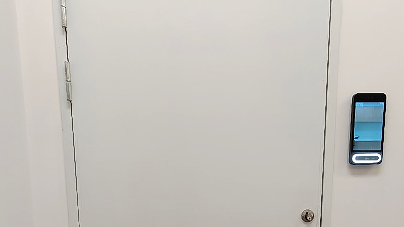 深圳龙华园区门禁安装，雷雨天怎么防护