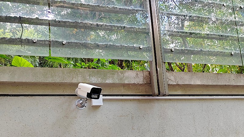 深圳大鹏科技园监控安装，雨水管附近怎么施工