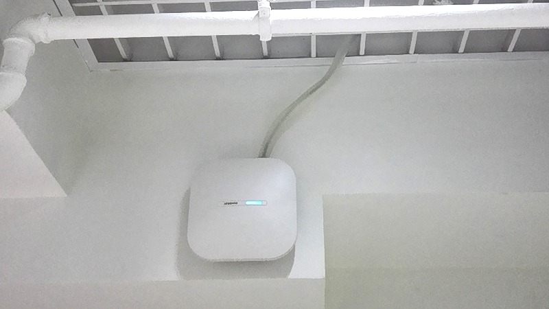 深圳南山办公室网络布线，机柜理线怎么做，配线架与标签管理