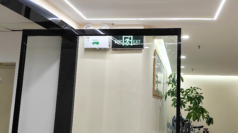 深圳西乡人脸识别门禁安装考勤门禁一体机上门安装维修，考勤门禁系统